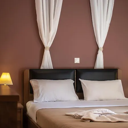 Stratos - Maria House Hriszí Aktí Haniá